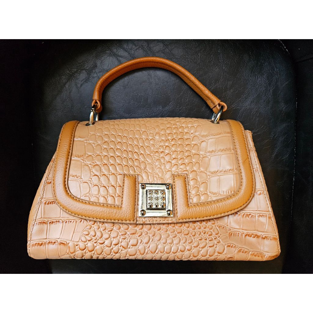 Sam & Kate Crocodile Embossed Tan Beige One Strap Unique Purse